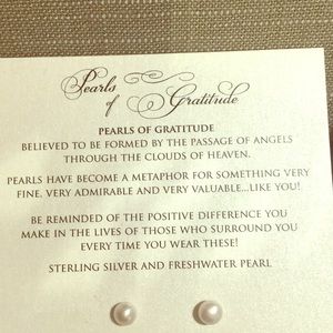 Fresh water pearl earrings